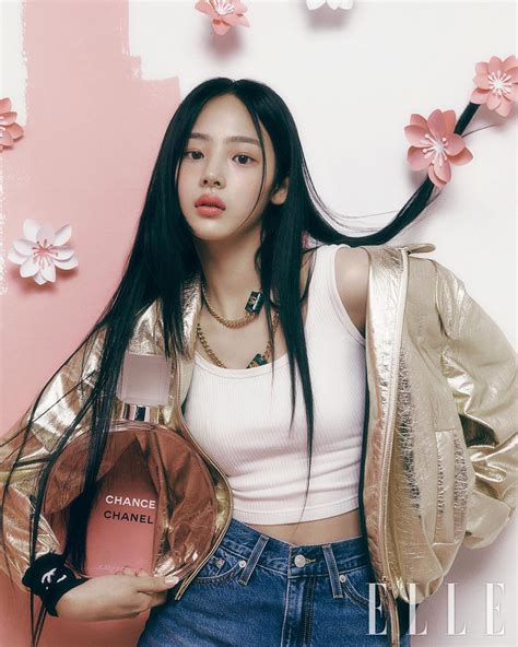 Minji .